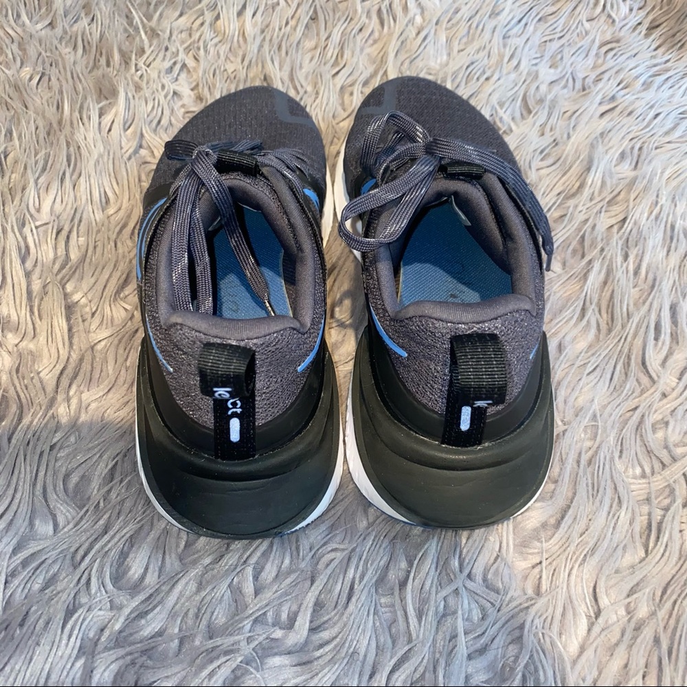 Nike Legend React 2 'Gridiron Mountain - image 2